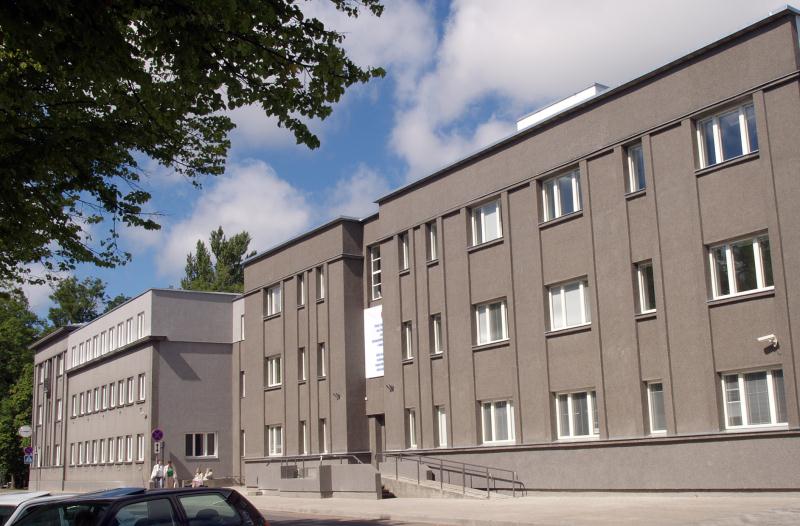 File:Pärnumaa_Pärnu linnavalitsuse hoone.jpg